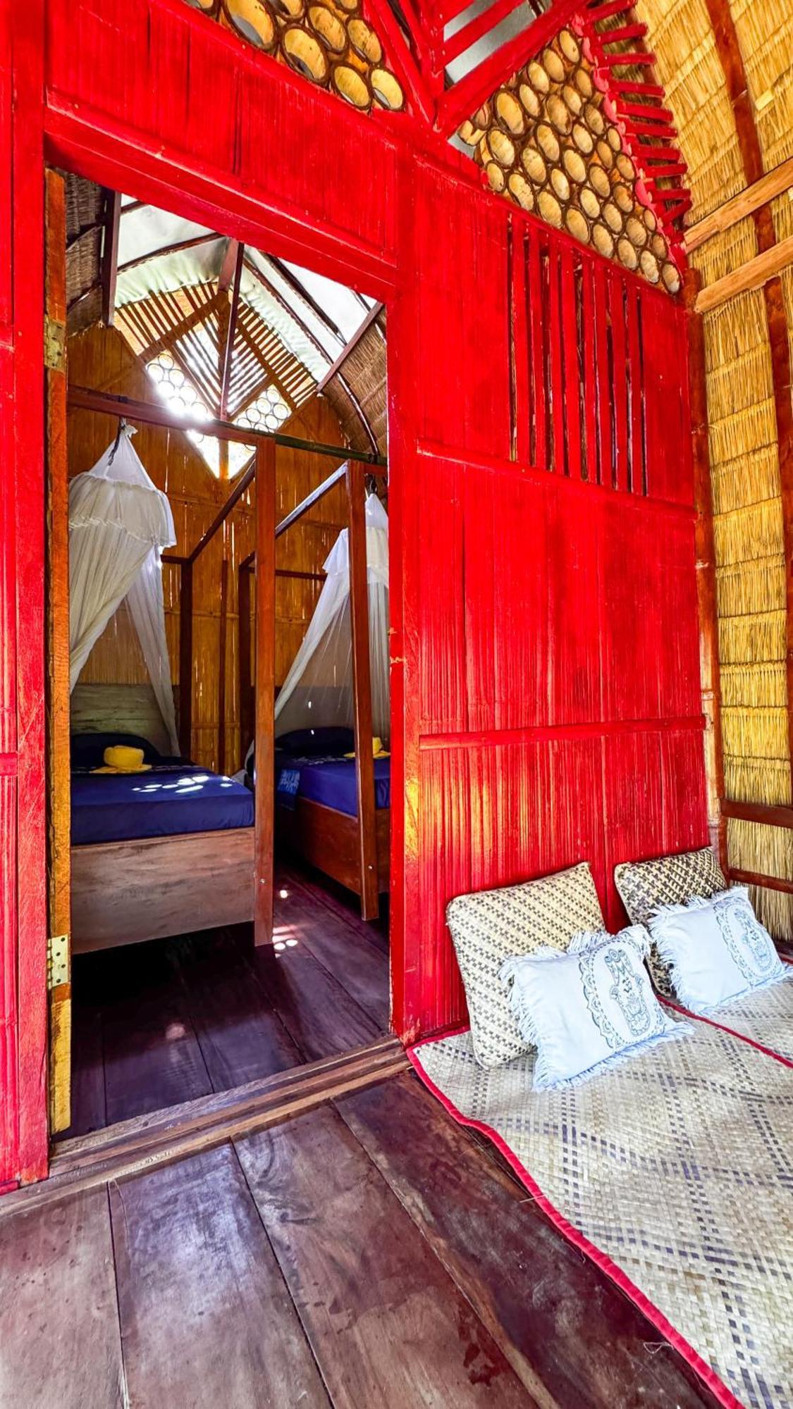 Sten Lodge eco Homestay Labuan Bajo Exterior foto