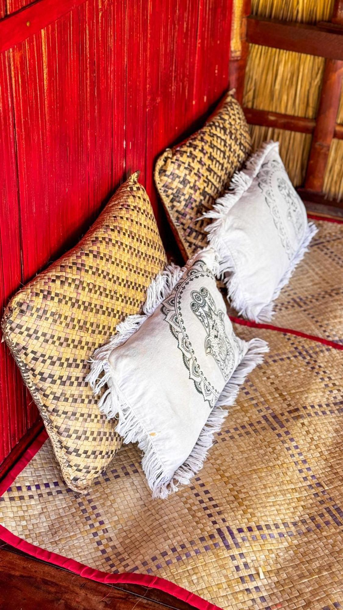 Sten Lodge eco Homestay Labuan Bajo Exterior foto