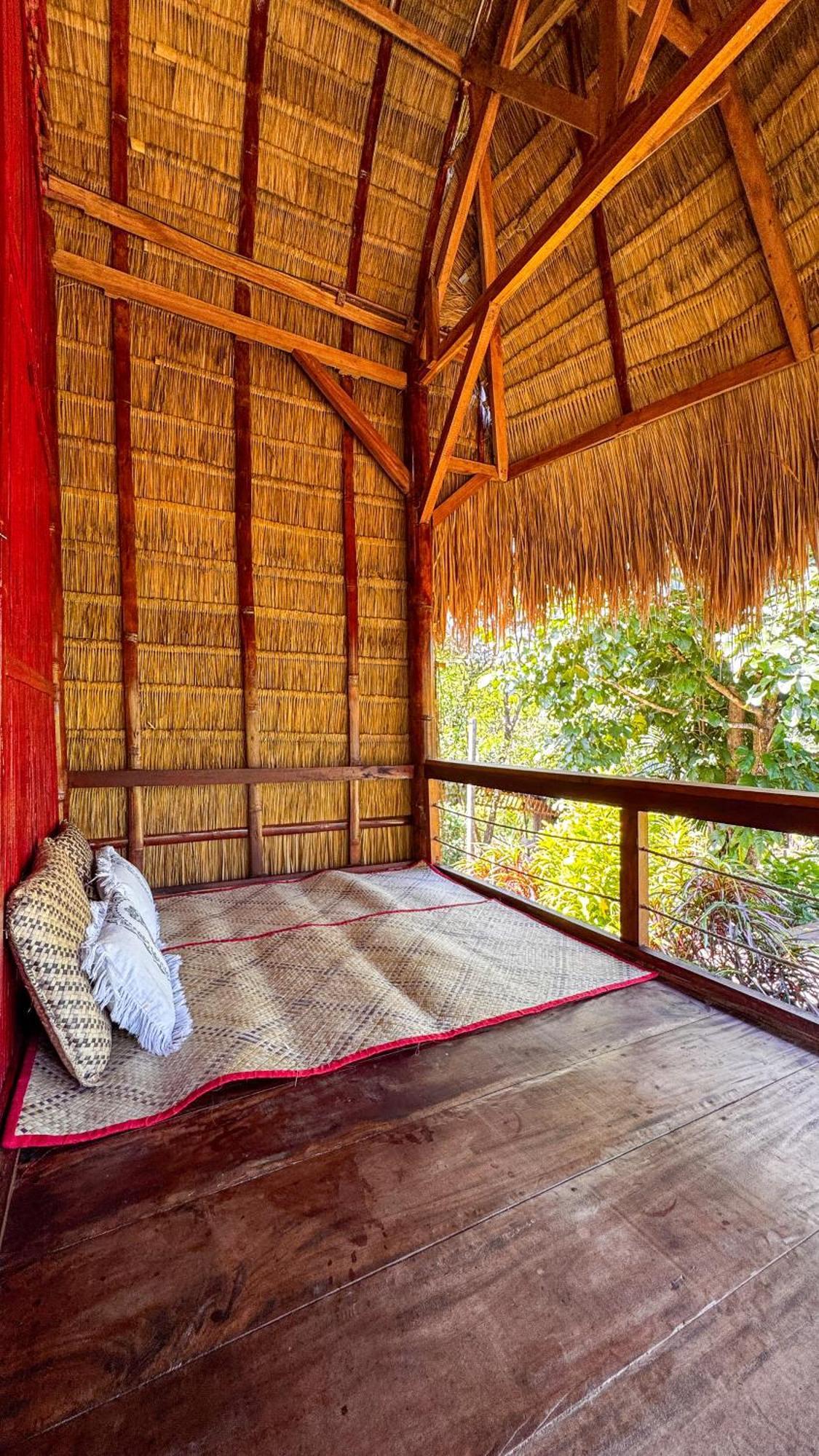 Sten Lodge eco Homestay Labuan Bajo Exterior foto